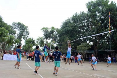 Giải bóng chuyền truyền thống Công đoàn các trường THPT Quỳnh Lưu - Hoàng Mai năm 2019